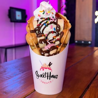 Banana Split Bubble Waffle